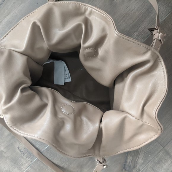 Zara Tan Bucket Shoulder Bag - Picture 6 of 6